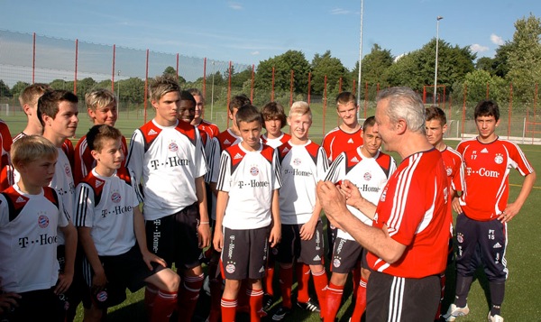 Coerver Coaching’s Top 10 Coaches Tips